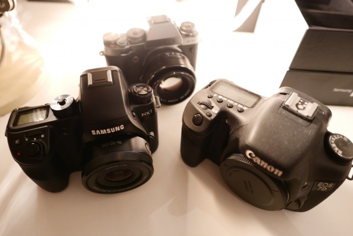 A rather dusty 7D (Mark I) and the new NX1 plus special guest - Fuji X-T1 Chrome