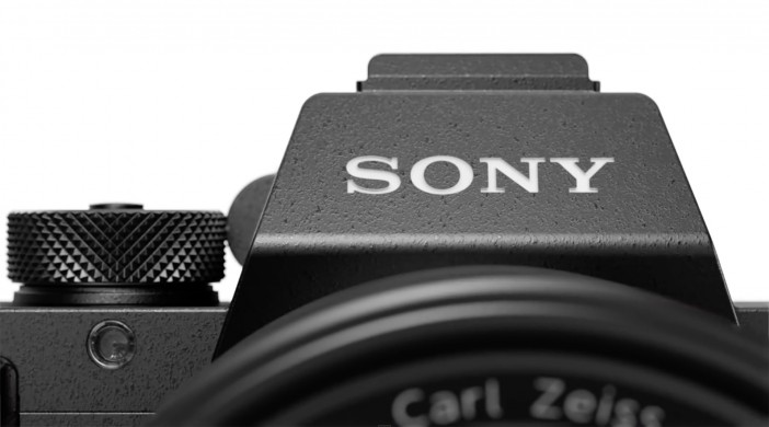 Sony A7R II - front