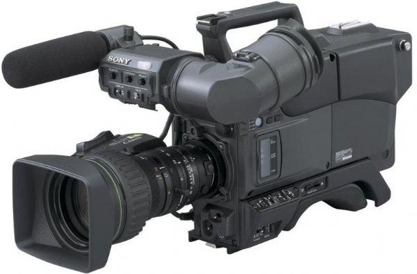 1990.thumb.jpg.c9baf5a1d44f9c7e70b081d86