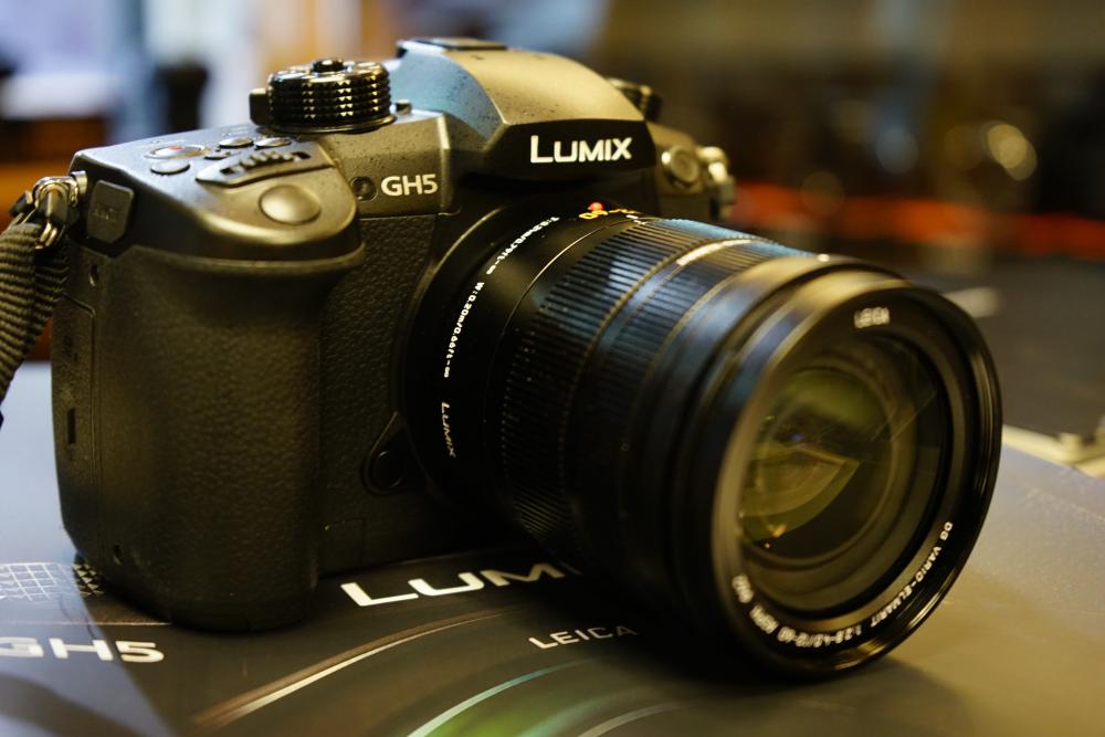 panasonic gh5.jpg