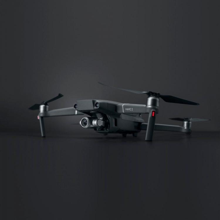 First-hi-res-images-of-the-DJI-Mavic-2-Pro-and-Zoom-models-from-German-consumer-electronics-site-GFU-2.jpg