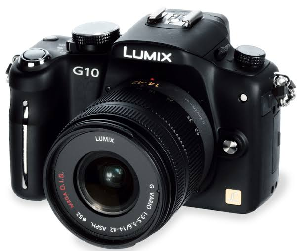 Panasonic G9 Becomes GH5, almost. -