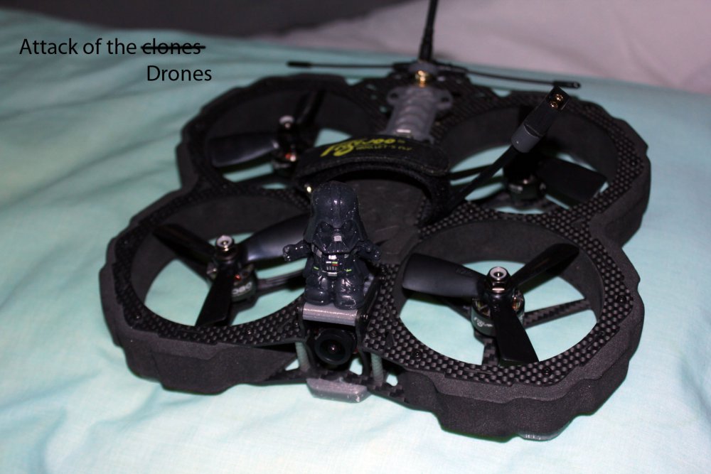 darth-drone2.thumb.jpg.46384b2b7874e7213ed66ff9fd08cb5c.jpg