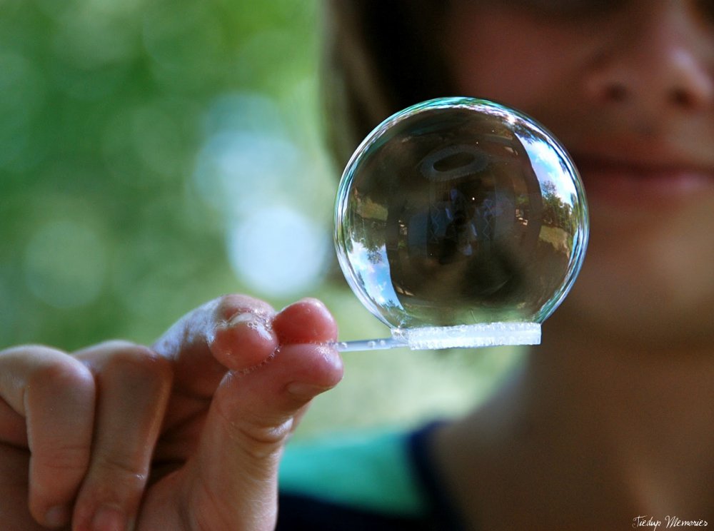 blowing bubblesDSC_0402.jpg