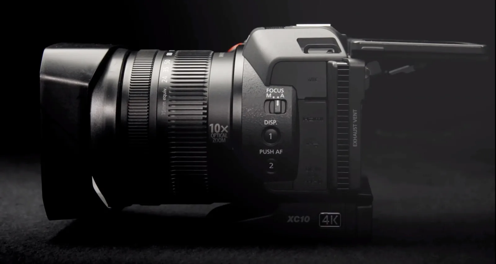 Canon XC10