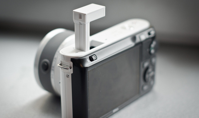 Nikon J1 Flash