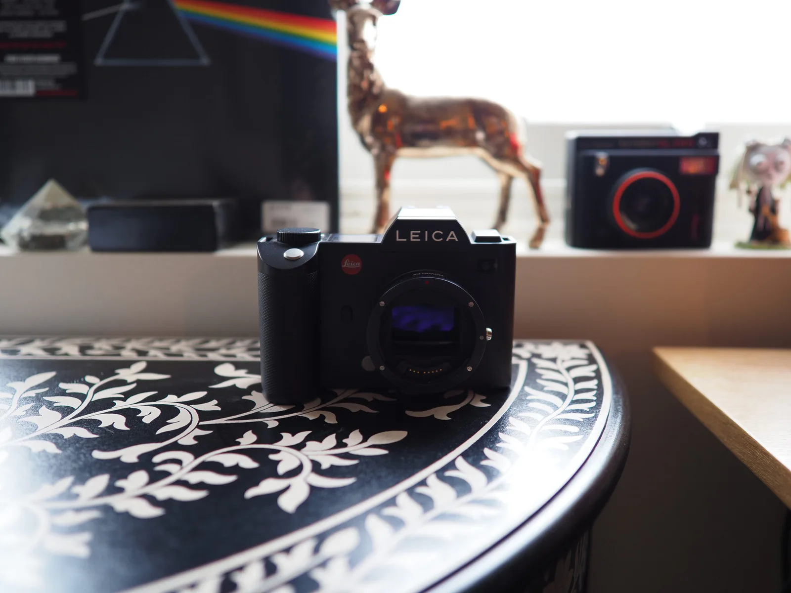 Leica SL Canon EF mount adapter
