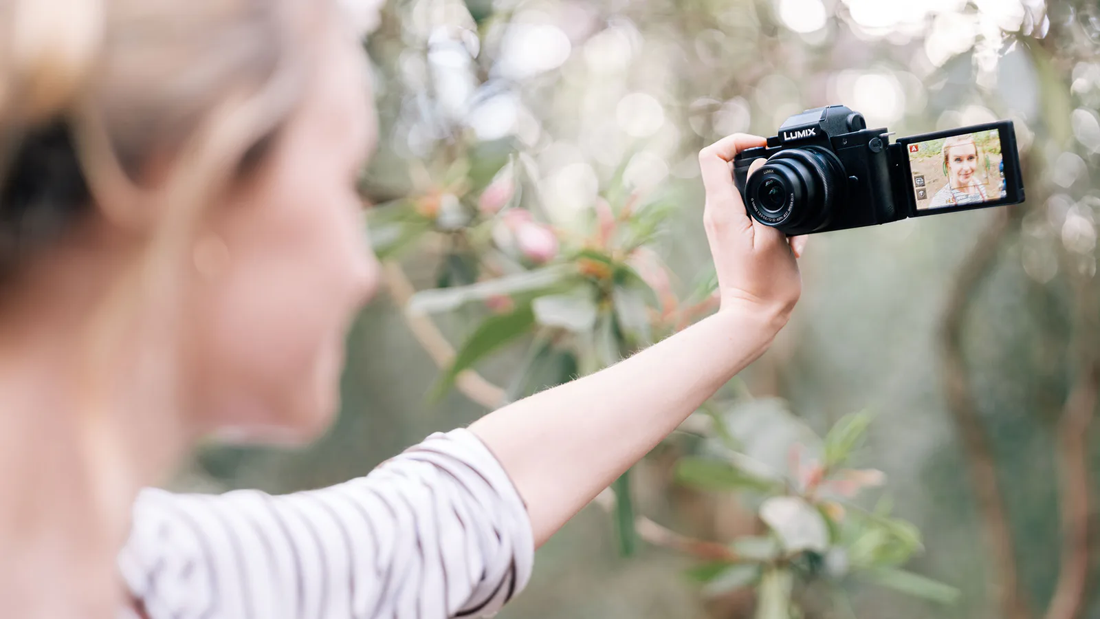 Panasonic G100