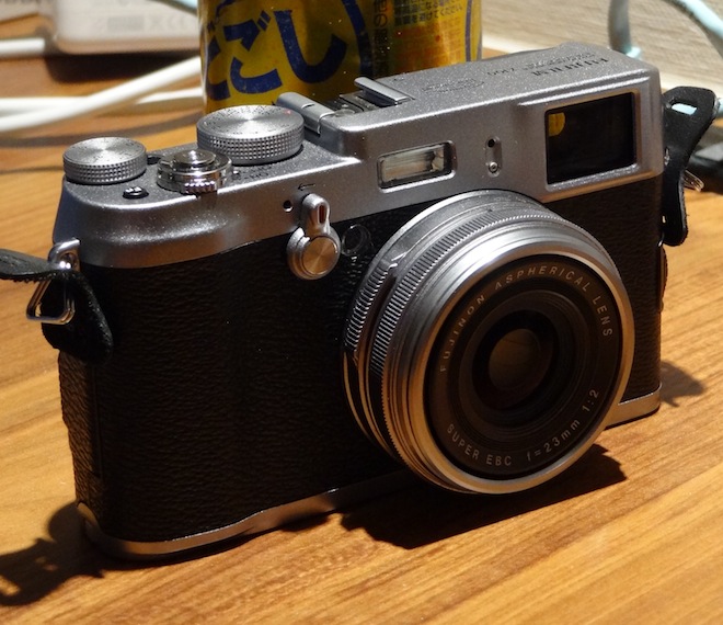 Fuji X100