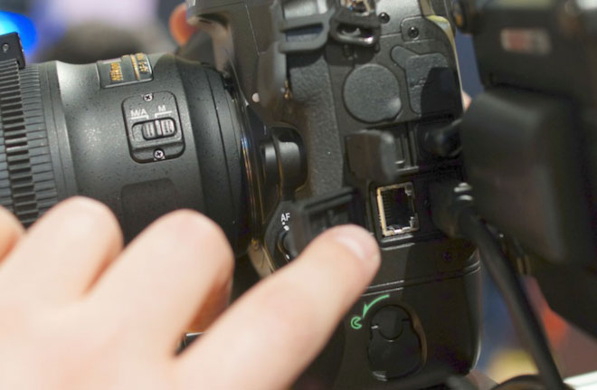 Nikon D4 LAN connection