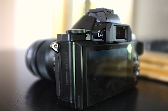 OM-D E-M5 rear LCD