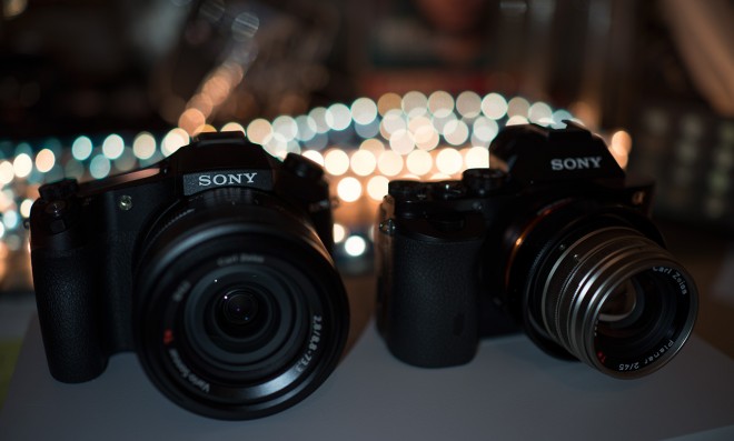 Sony RX10 / A7R