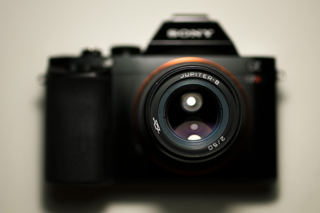 A Jupiter 8 50mm F2 lens adapted to the Sony A7R (L39 mount adapter to E-mount)