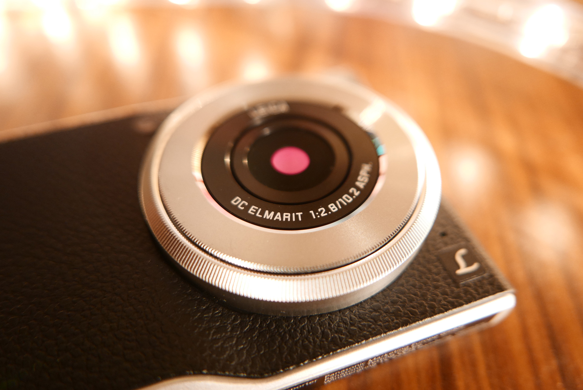 The Leica 10mm F2.8 lens on the CM1