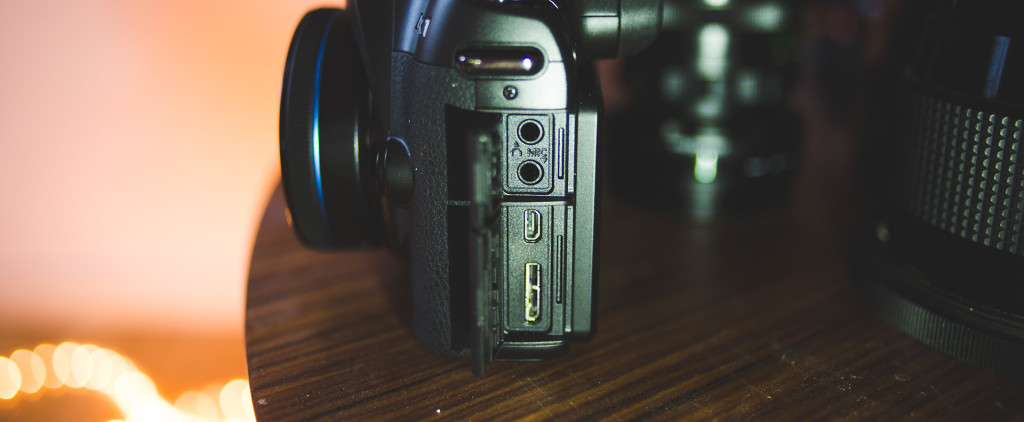 Samsung NX1 USB 3.0 port