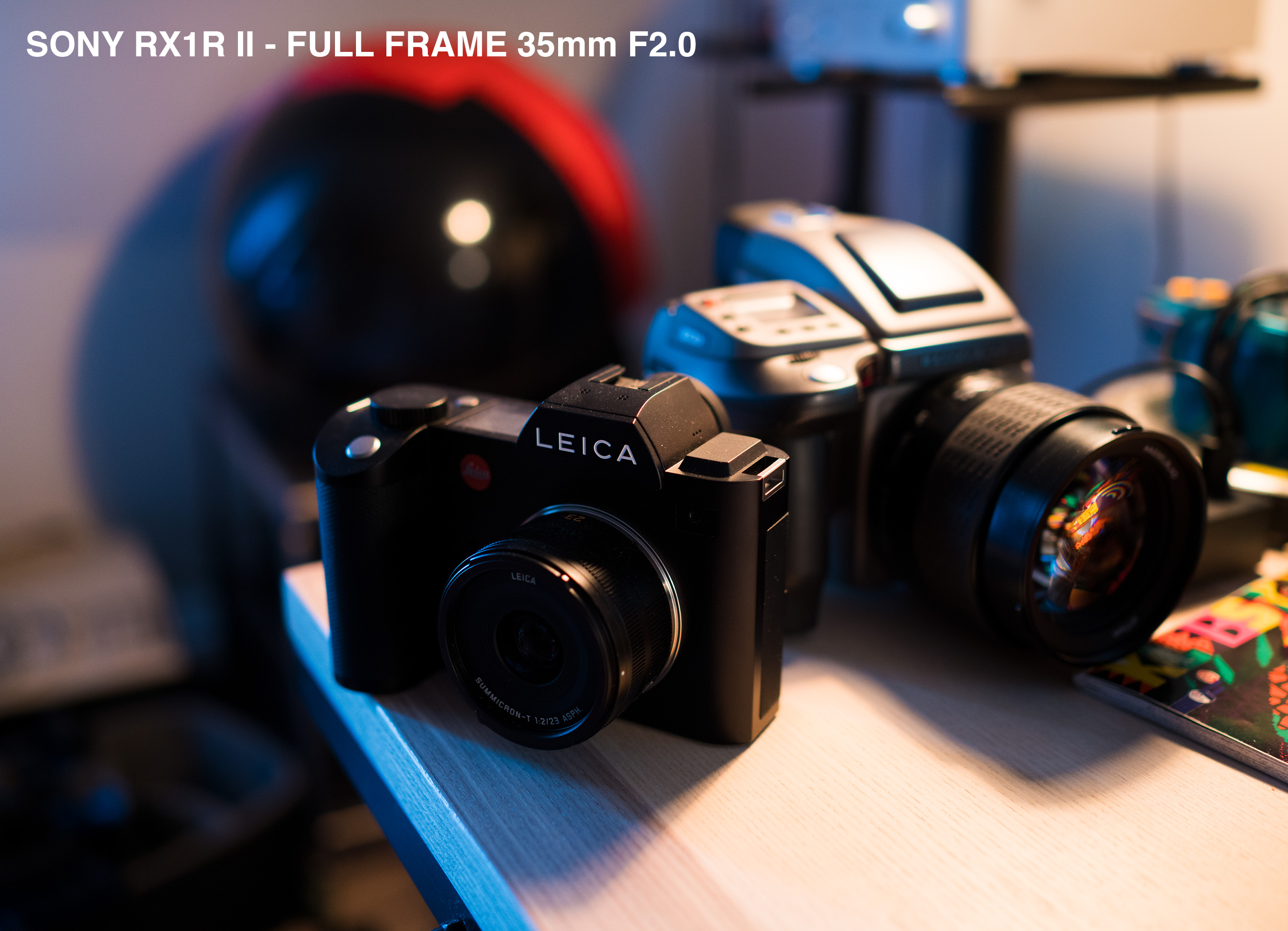 RX1R II - Full frame, 35mm F2.0