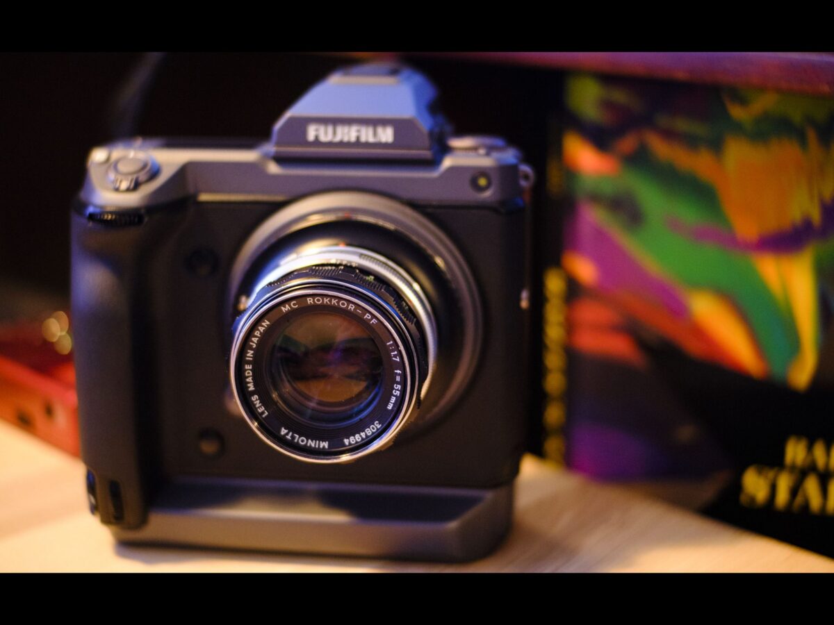 9/1まで　FUJIFILM GFX50R ＋MC Rokkor58mm Everyday GFX：02 GFXで使える準広角オールドレンズ 