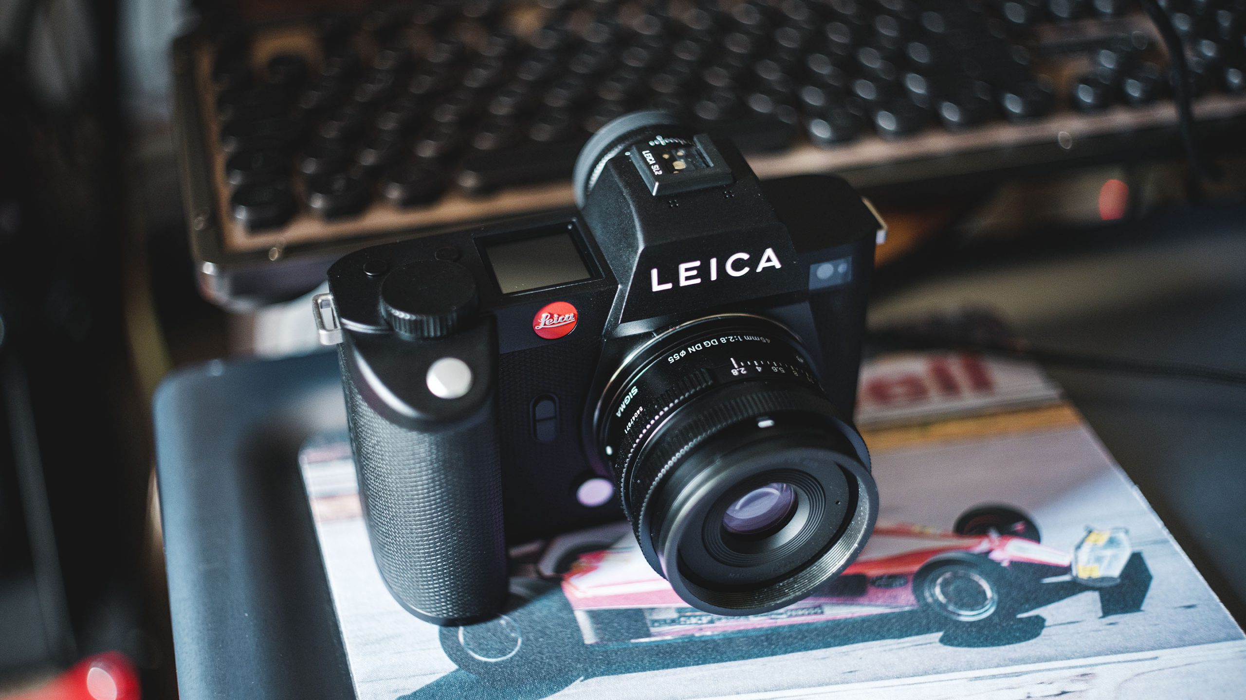 Leica SL2 with Sigma 45mm F2.8
