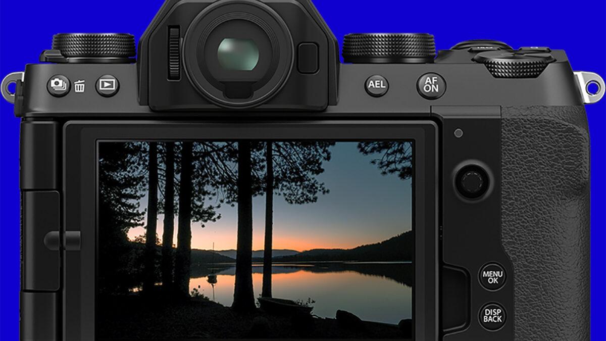Fujifilm X-S10 full review: An image-stabilized camera for